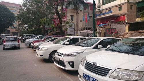 Ô tô không sang tên đổi chủ sẽ bị phạt từ 2015